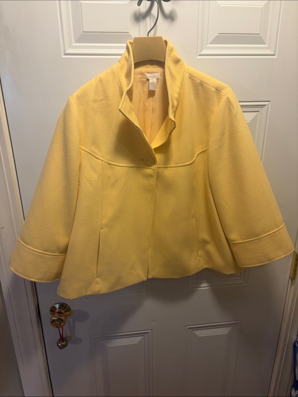 Chico's Soft Yellow Cropped Blazer